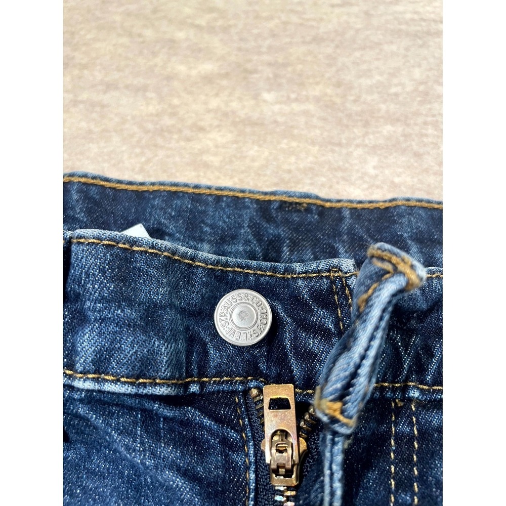 Levi's 502 Taper Fit Jeans Mens 34x32 Blue Whiskering Denim Medium Wash Mid Rise - Picture 2 of 16
